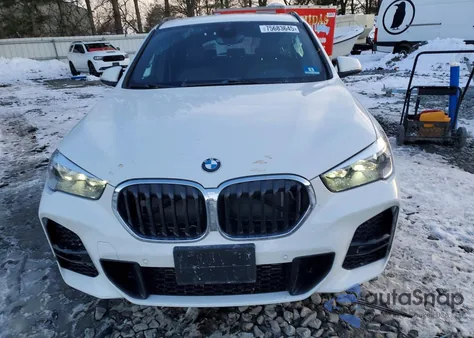 2020 BMW X1 xDrive28I z USA, uszkodzony, nr VIN WBXJG9C07L5P86180